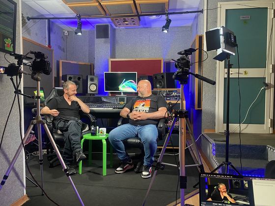 Fuori studio · Il set in uno studio di registrazione